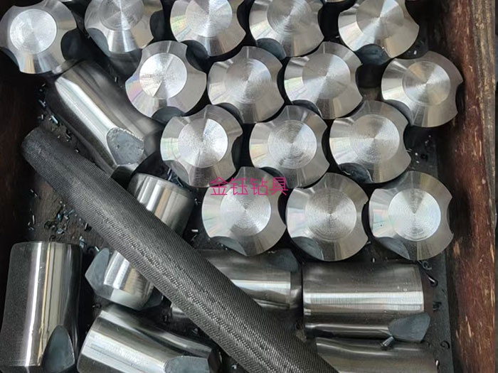 十字釬頭-庫體-金鈺